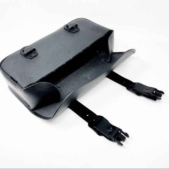 Motorcycle Sissy Bar Bag - Picture 3 of 5